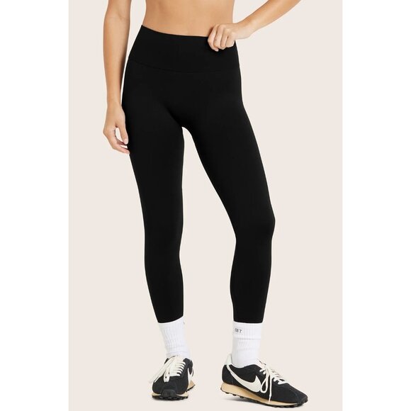 SET Active Sculptflex Power Leggings in Onyx - Picture 3 of 6